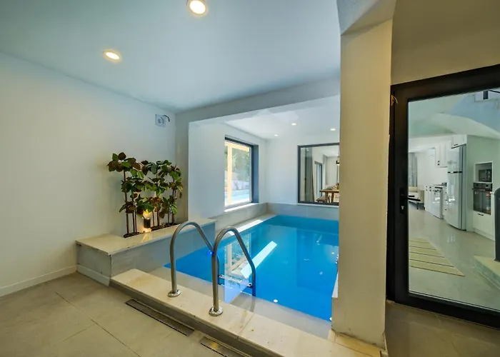 Arici Evi Delux Luxury With Indoor And Outdoor Pool Villa Fethiye