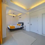 Arici Evi Delux Luxury With Indoor And Outdoor Pool Villa *