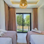 Arici Evi Delux Luxury With Indoor And Outdoor Pool Villa